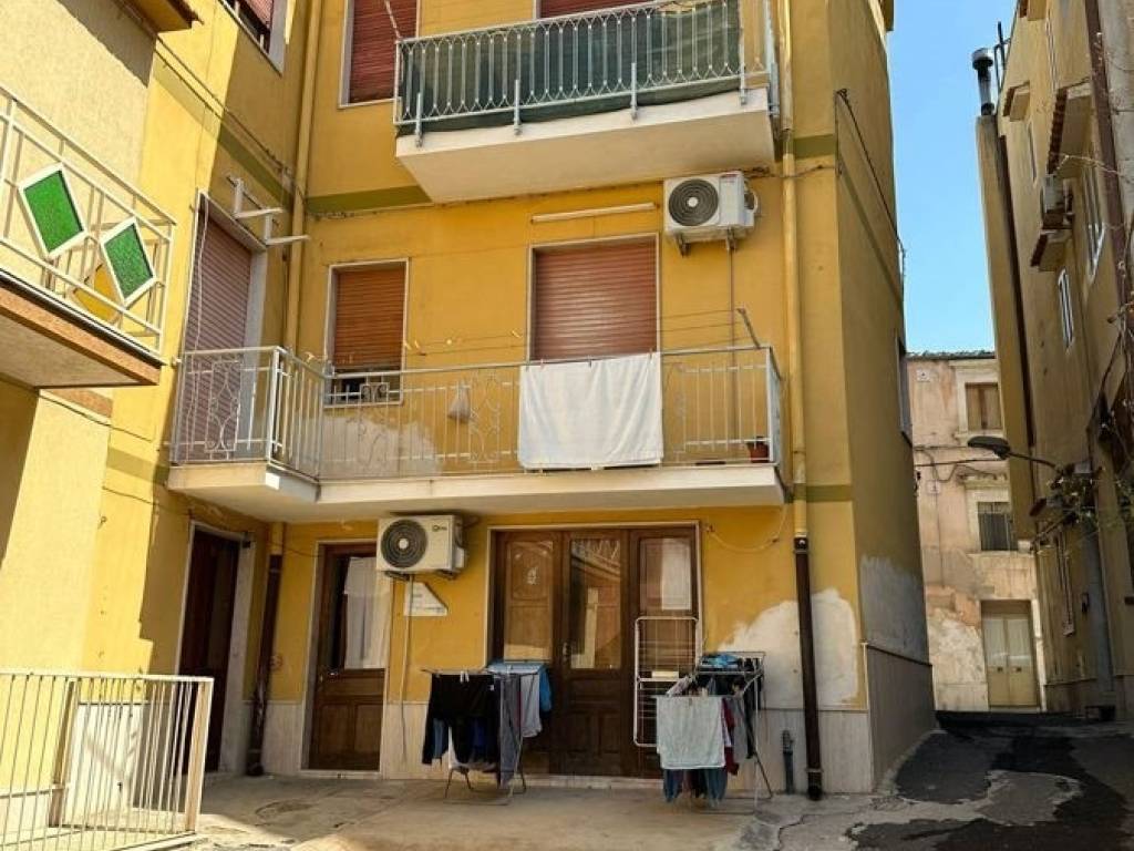 Palazzo / stabile a Noto in Via Giovanni Aurispa, 218 - Foto 2