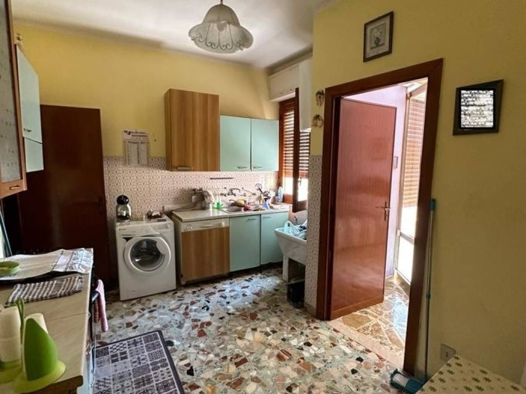 Palazzo / stabile a Noto in Via Giovanni Aurispa, 218 - Foto 3