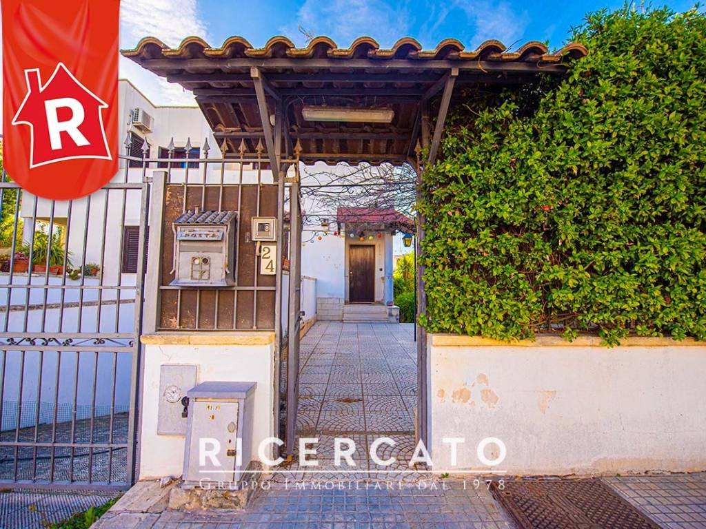 Villa a Lecce in via indraccolo emma 24 - Foto 2