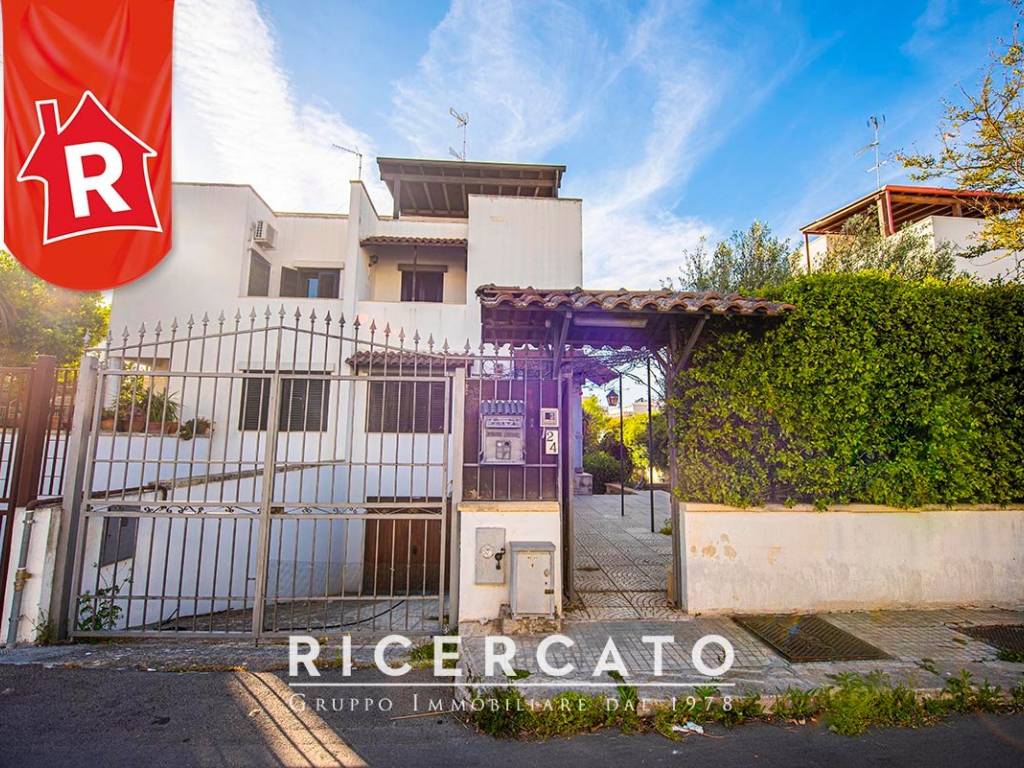 Villa a Lecce in via indraccolo emma 24 - Foto 5