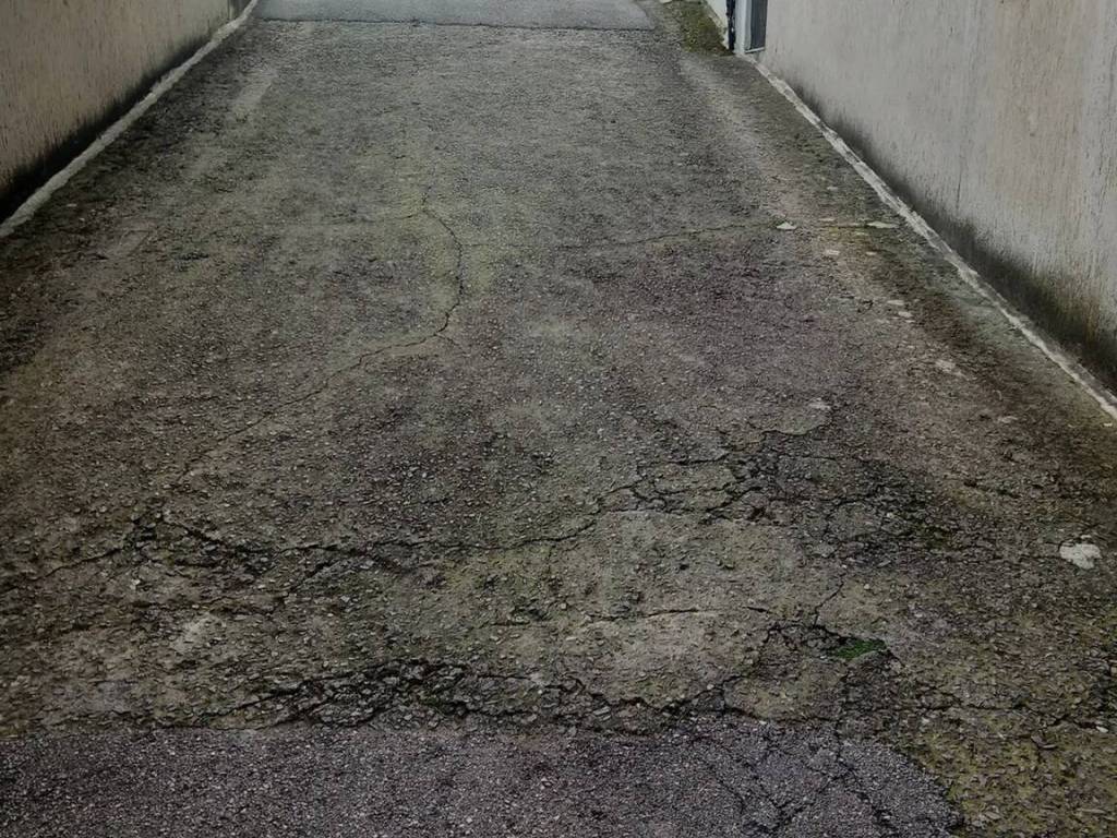 Box / garage a Baronissi in Via Cutinelli S.N.C. - Foto 4