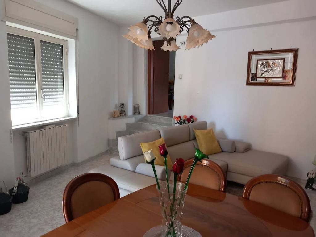 Casa indipendente a Baronissi in Via Nicotera S.N.C. - Foto 4