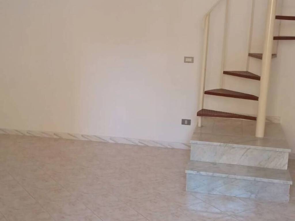 Appartamento a Baronissi in Via Raffaello Sanzio S.N.C. - Foto 2