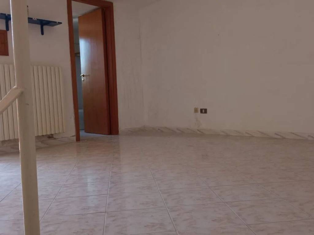 Appartamento a Baronissi in Via Raffaello Sanzio S.N.C. - Foto 3