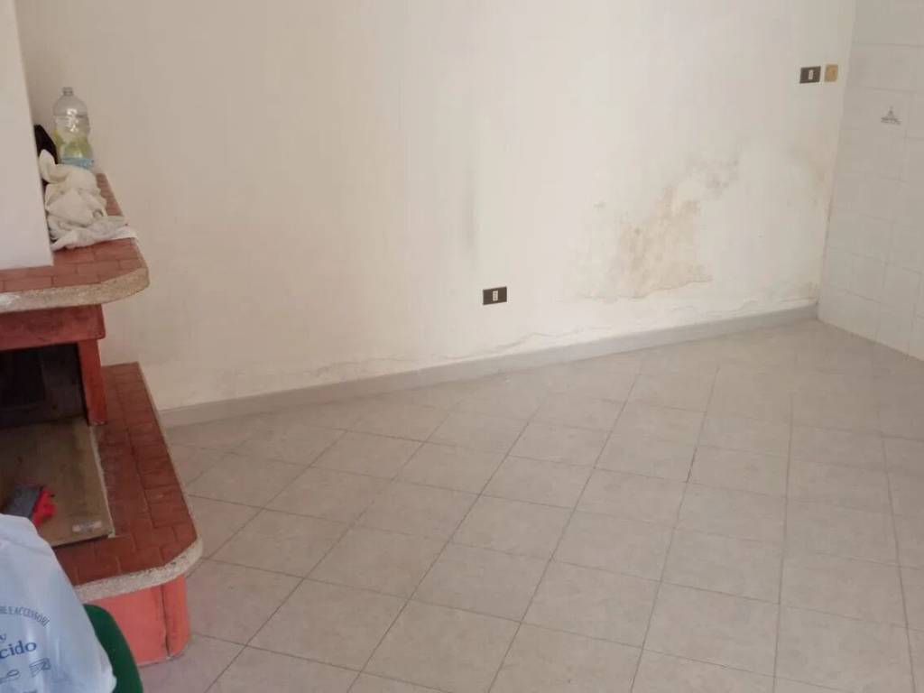 Appartamento a Baronissi in Via Raffaello Sanzio S.N.C. - Foto 4