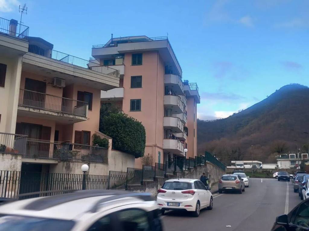 Appartamento a Baronissi in Via Dei Greci S.N.C. - Foto 4