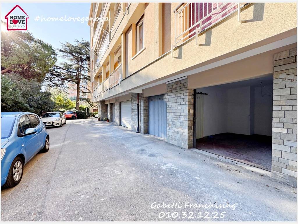 Box / garage a Genova in Via Puggia - Foto 2