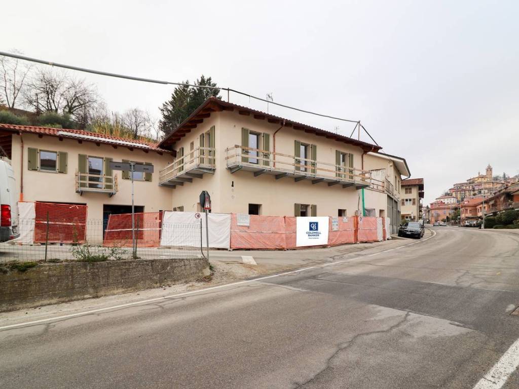Palazzo / stabile a Monforte d'alba in Via Montà - Foto 2