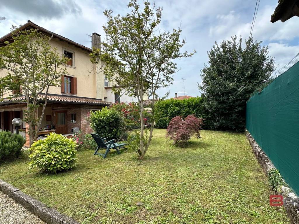 Villa a Tavagnacco in Via Alessandro Volta - Foto 2