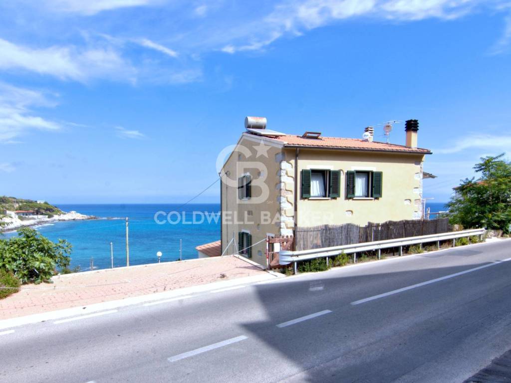 Casa indipendente a Campo nell'elba in Via della Costa - Foto 5