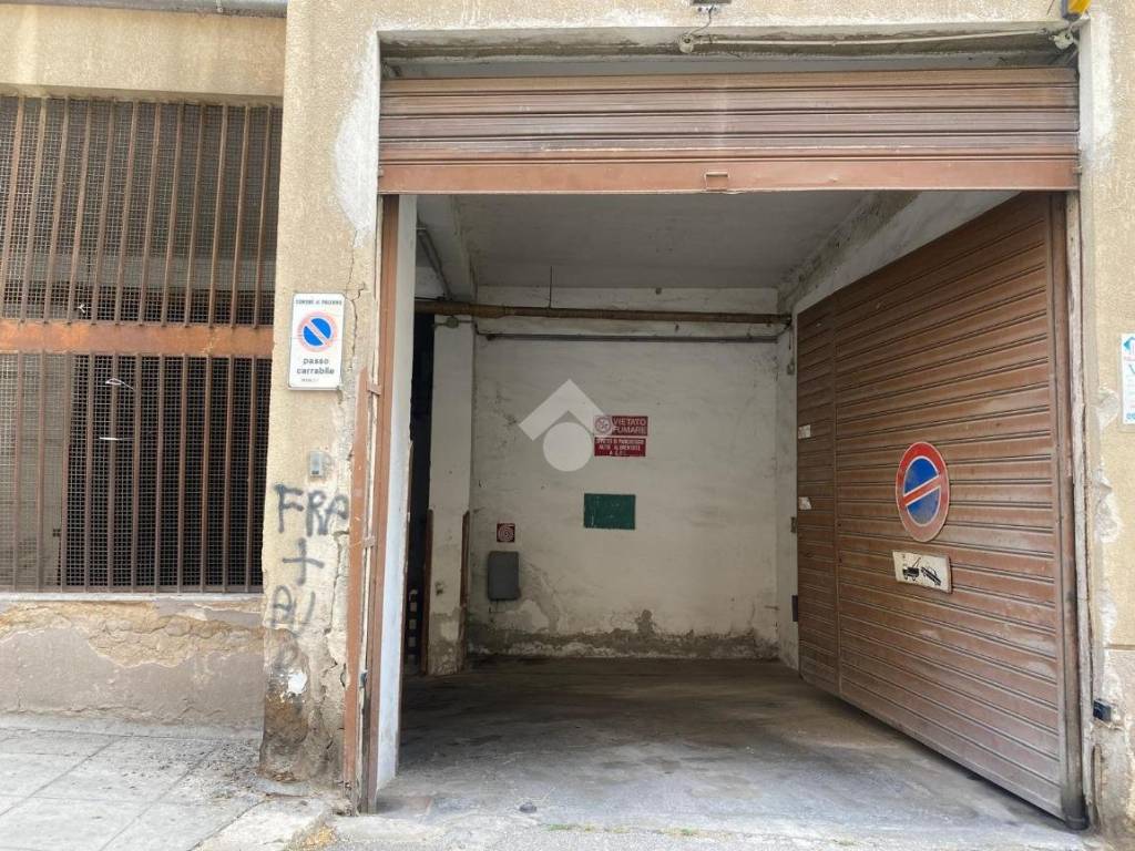 Box / garage a Palermo in Via Guadagna, 2 - Foto 2
