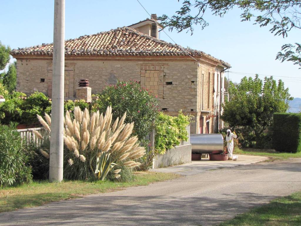 Rustico / casale a Pietranico in VIA CESA - Foto 2