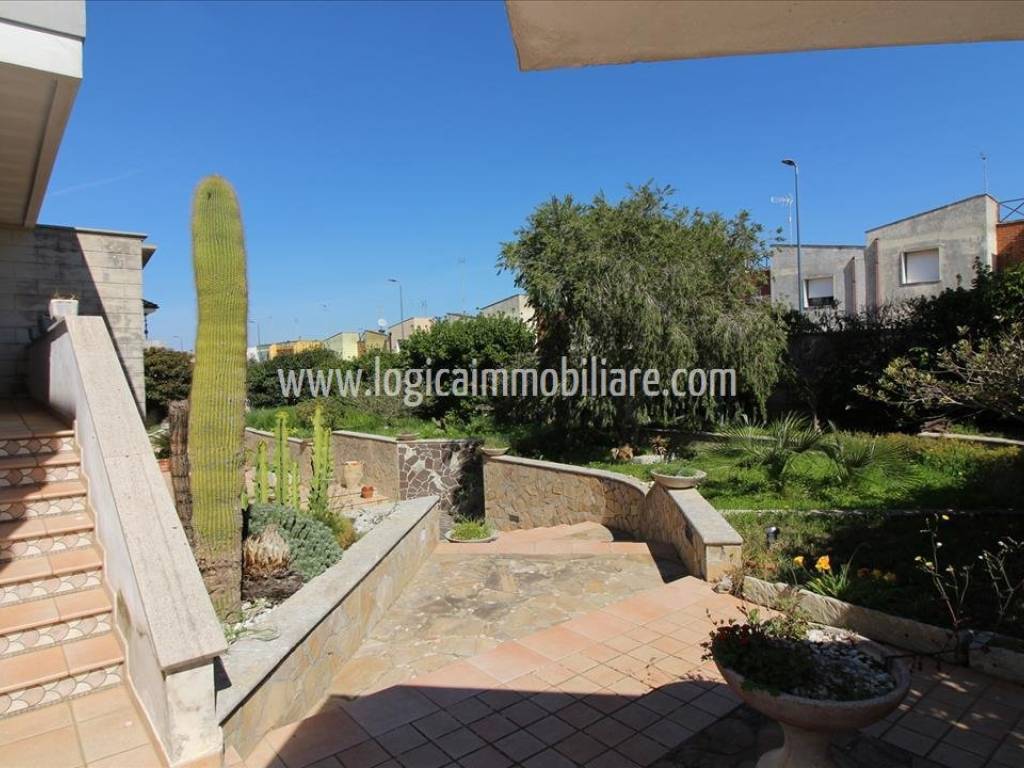 Villa a Cannole in Via Unità Europea - Foto 4
