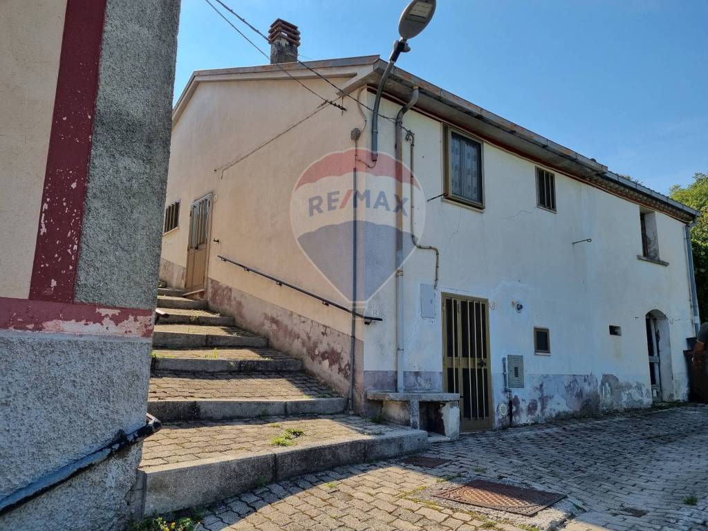 Casa indipendente a Castel del giudice - Foto 2