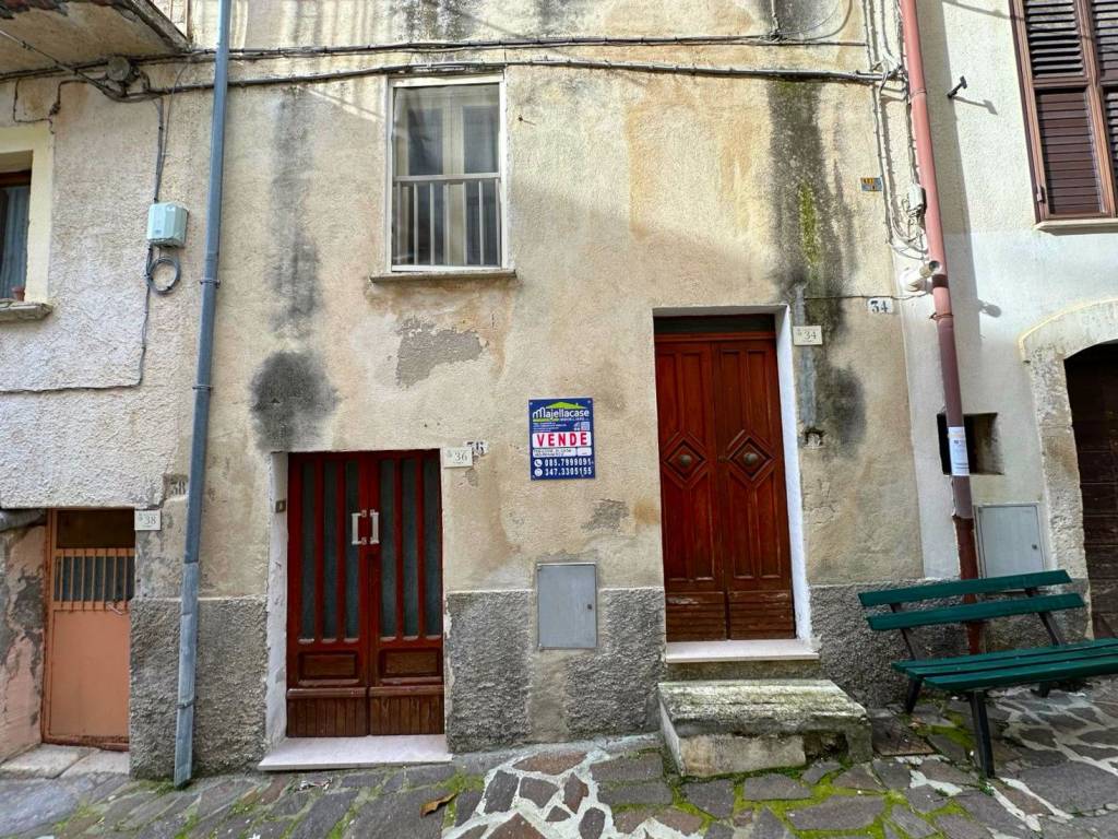 Casa indipendente a Roccamorice in Via Ruggieri - Foto 2