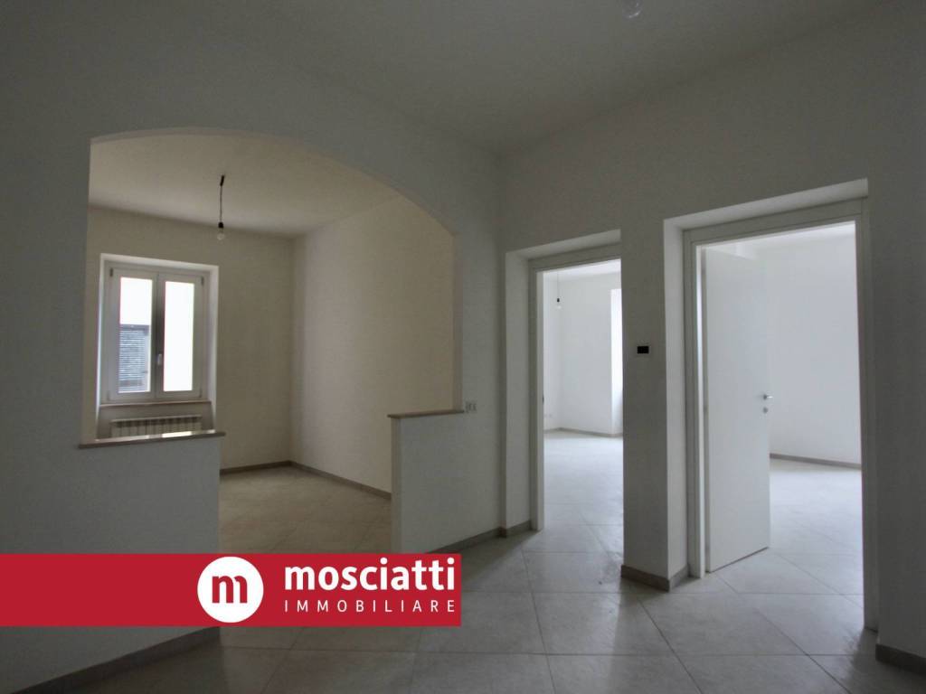 Appartamento a Matelica in Corso Vittorio Emanuele, 37 - Foto 3
