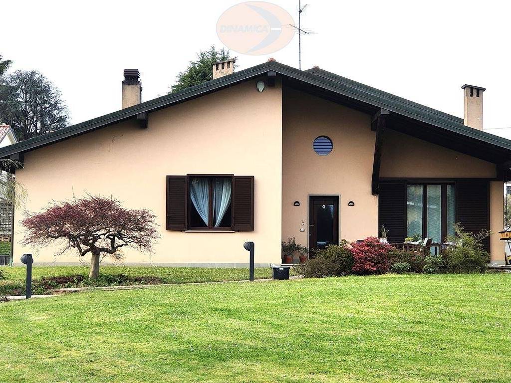 Villa a Casatenovo in Via Puecher - Foto 3