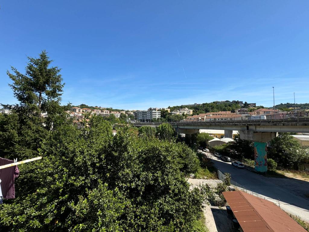 Appartamento a Ancona in Via Agugliano - Foto 5