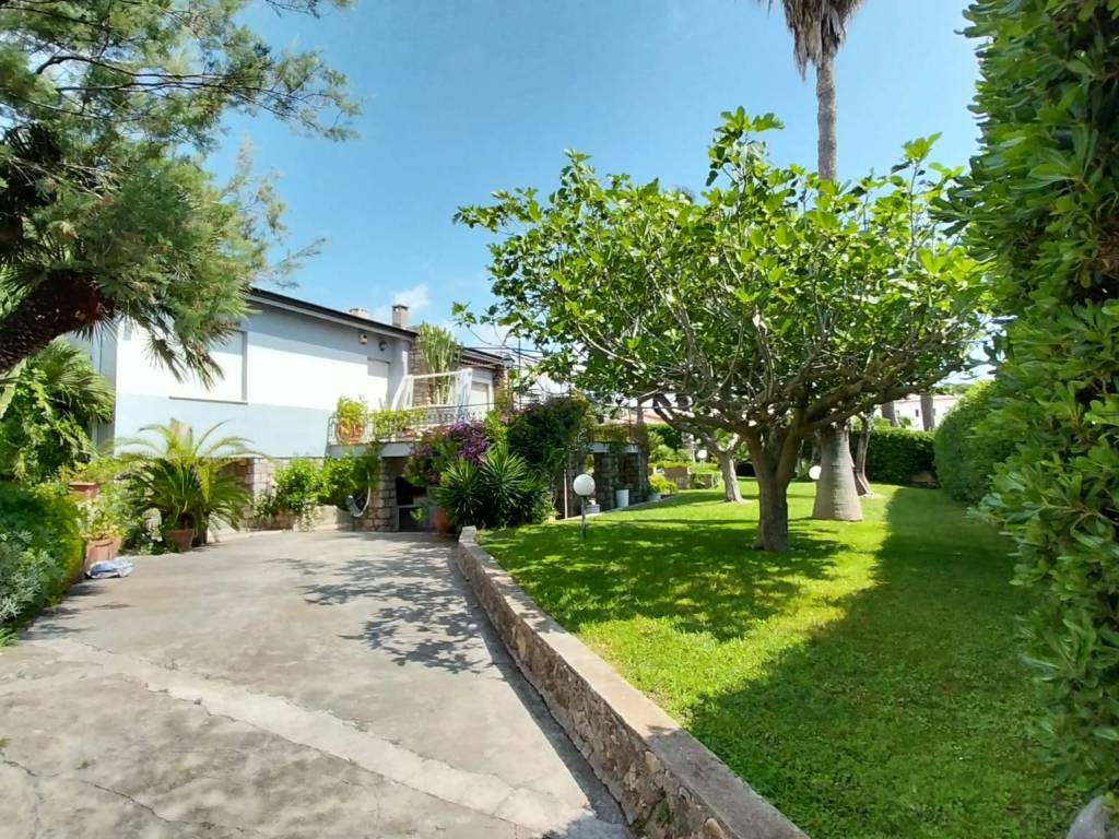Villa a San felice circeo in Lungomare Circe - Foto 3
