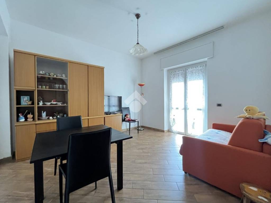 Appartamento a Lecco in Corso Giacomo Matteotti, 101 - Foto 2