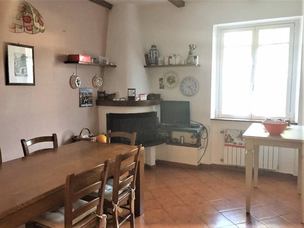 Villa a Castelnuovo magra in Via Salicello - Foto 4