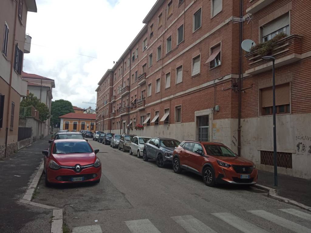 Appartamento a Avezzano in Via Gabriele D'Annunzio - Foto 4