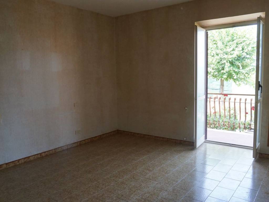Appartamento a Scandriglia in Viale Santa Barbara S.N.C. - Foto 2