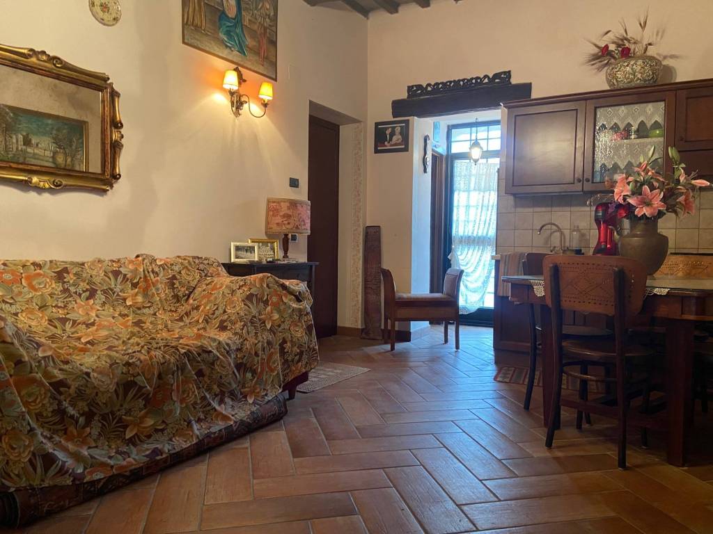 Casa indipendente a Gualdo tadino in Via Bonfigli - Foto 3