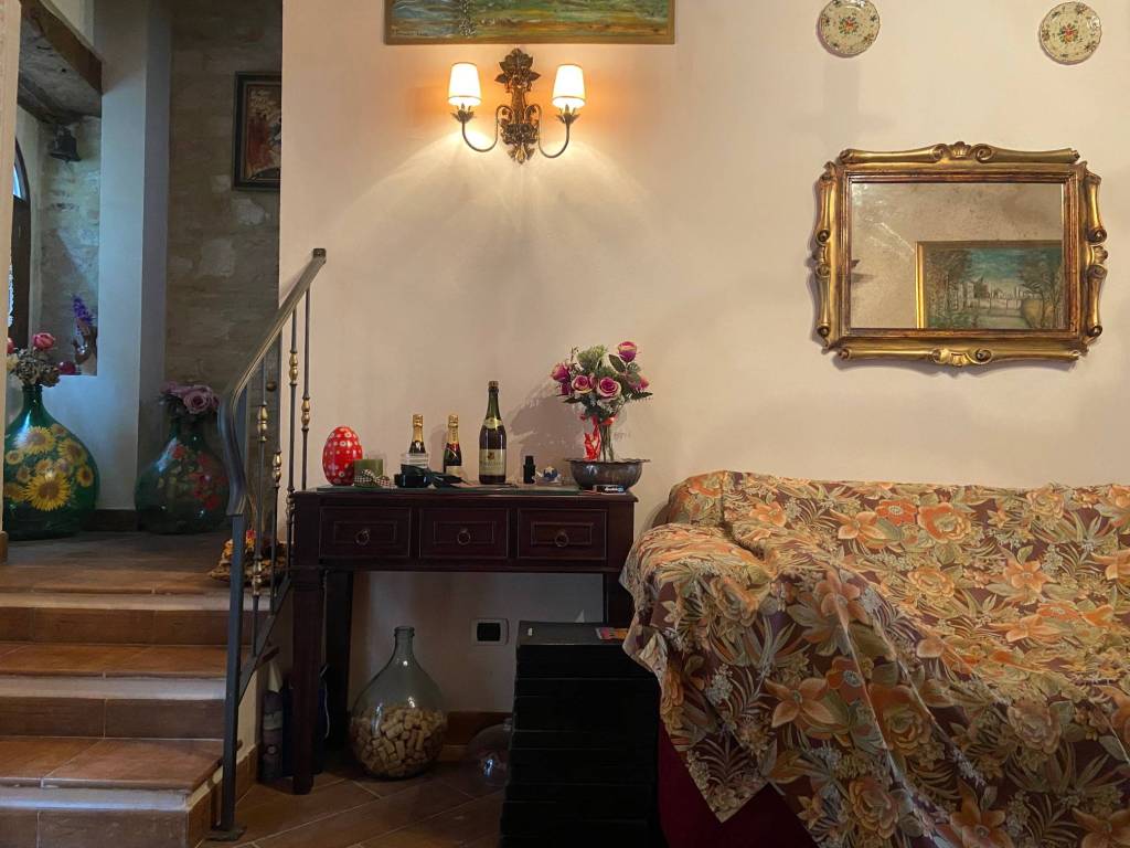 Casa indipendente a Gualdo tadino in Via Bonfigli - Foto 4