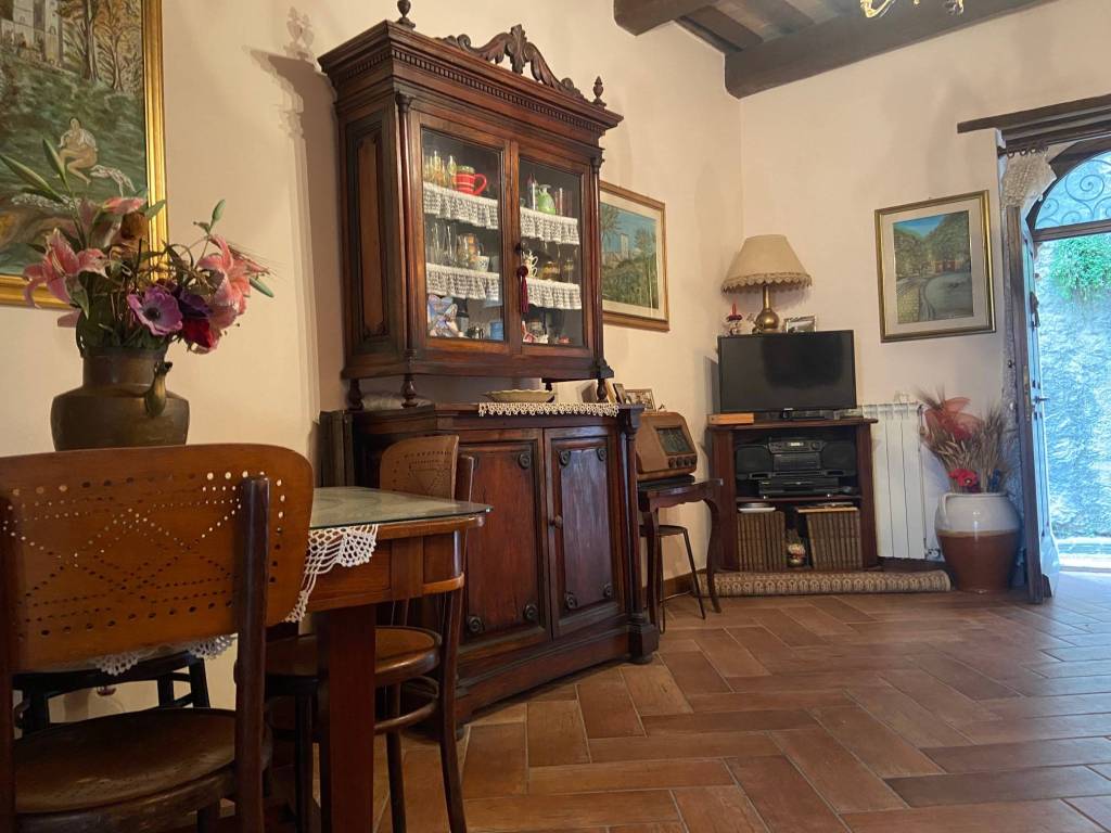 Casa indipendente a Gualdo tadino in Via Bonfigli - Foto 5