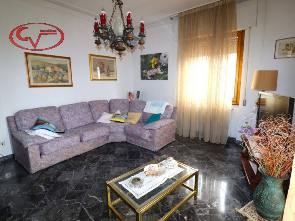 Appartamento a Montevarchi in Via dell'Oleandro - Foto 2