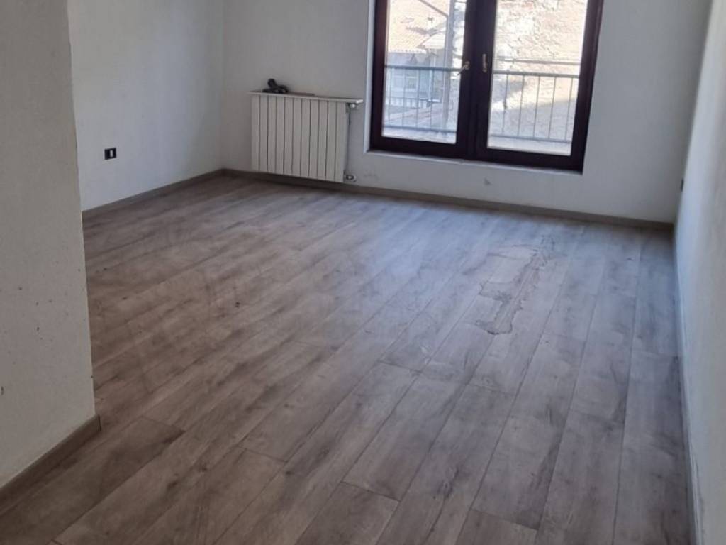 Appartamento a Esine in Via alessandro manzoni - Foto 2