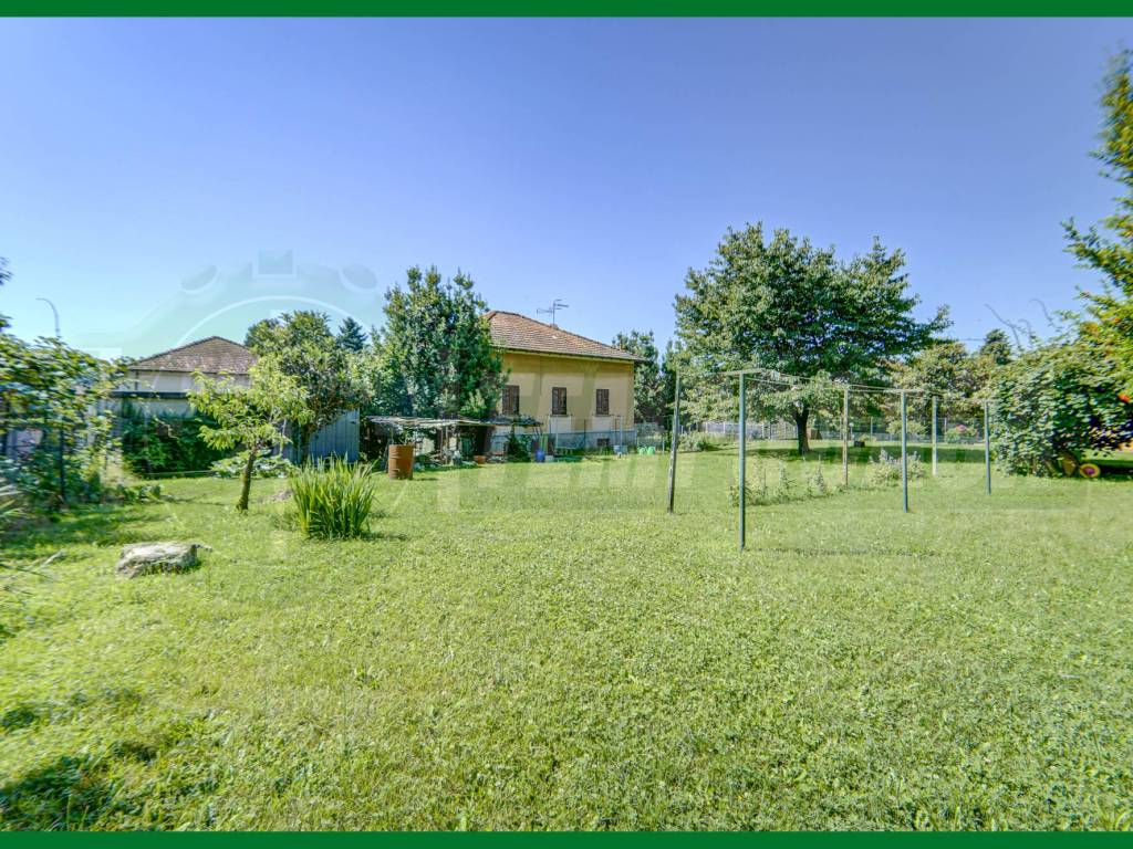 Villa a Monvalle in Via Piave - Foto 4
