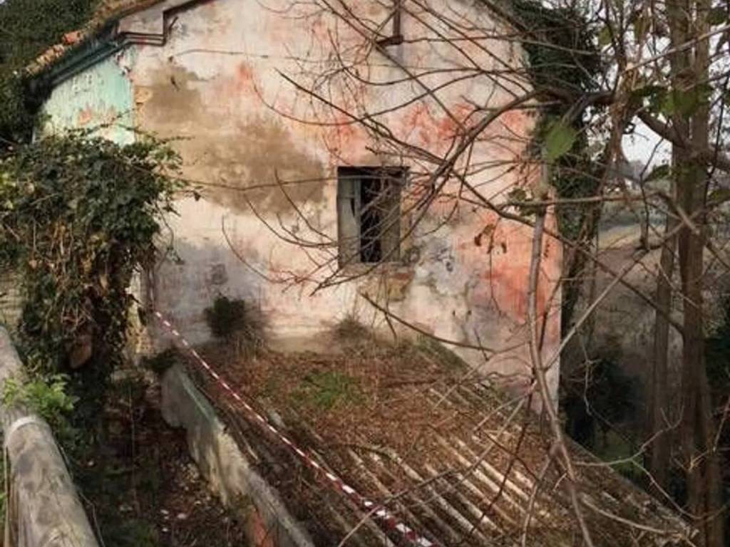 Rustico / casale a Mondolfo in Area Residenziale Mondolfo Centro - Foto 4