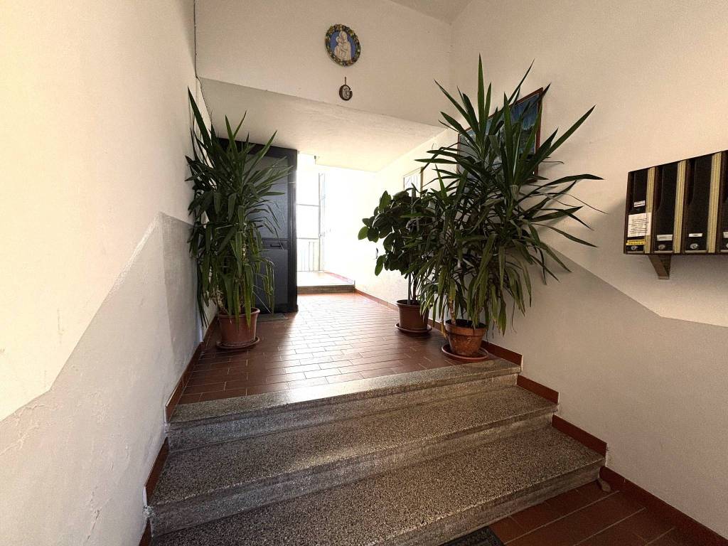 Appartamento a Novara in Via Niccolò Tommaseo, 9 - Foto 3