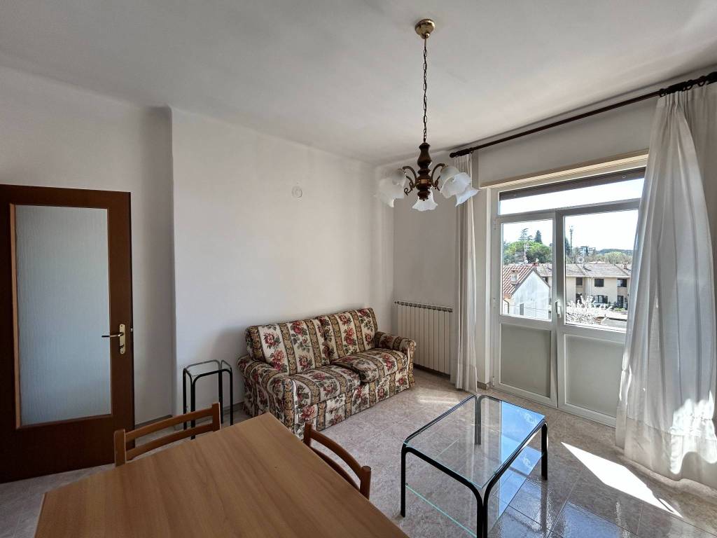 Appartamento a Gradisca d'isonzo in Via Alessandro Manzoni - Foto 3