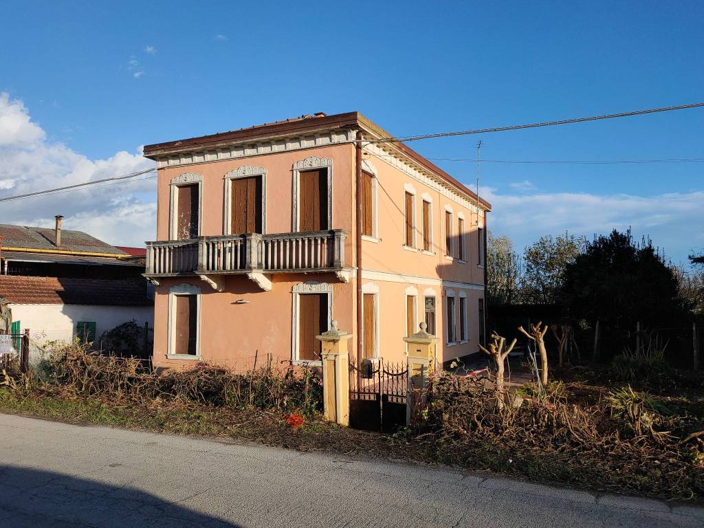 Villa a Porto viro in Via Torino, 1 - Foto 2