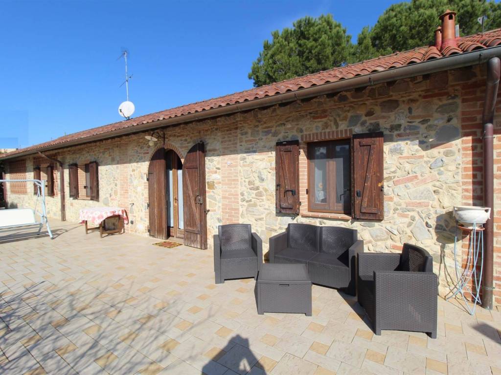 Appartamento a Poggibonsi in Località Campotatti - Foto 2