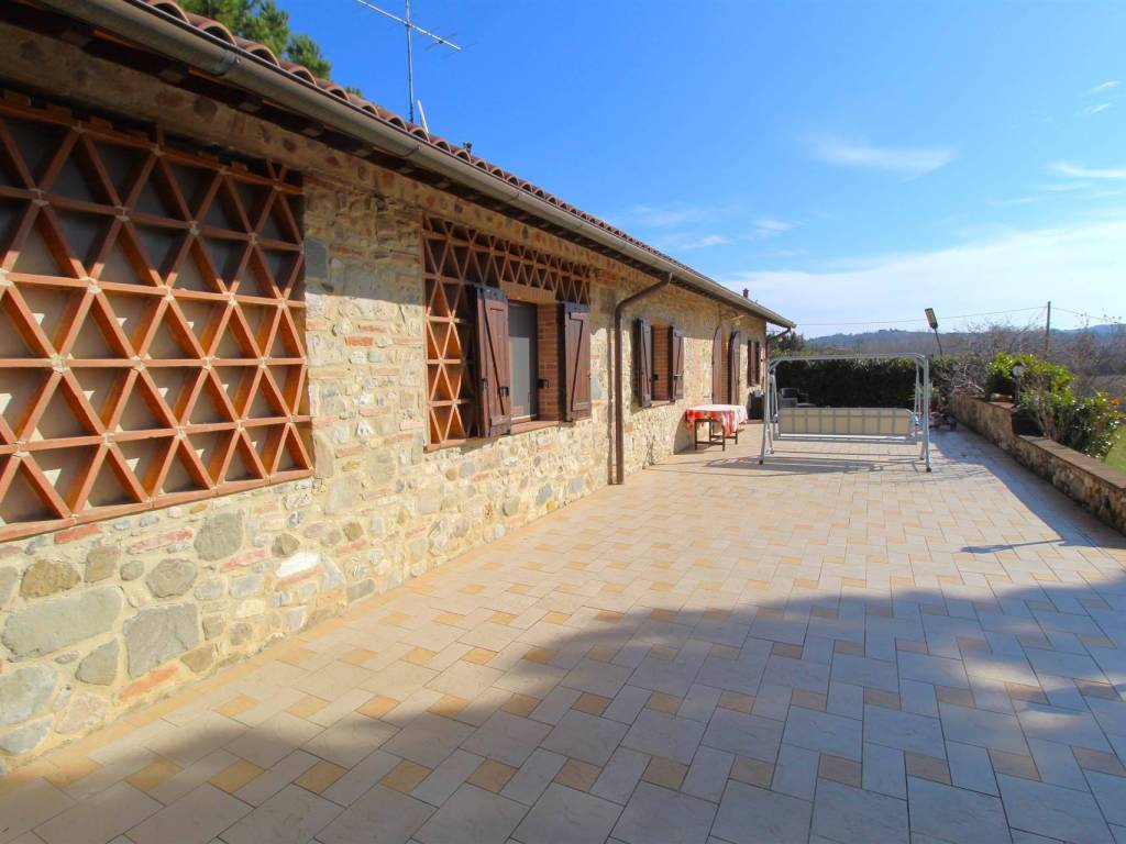 Appartamento a Poggibonsi in Località Campotatti - Foto 3