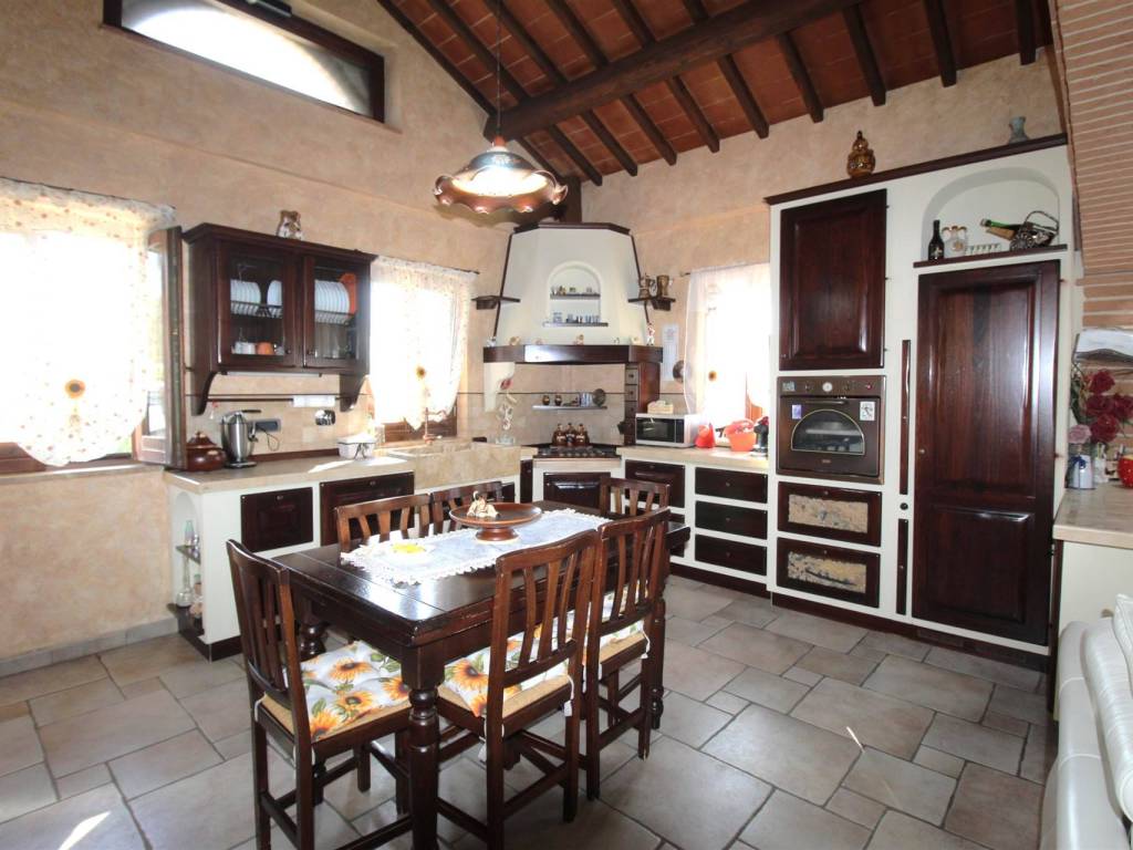 Appartamento a Poggibonsi in Località Campotatti - Foto 5