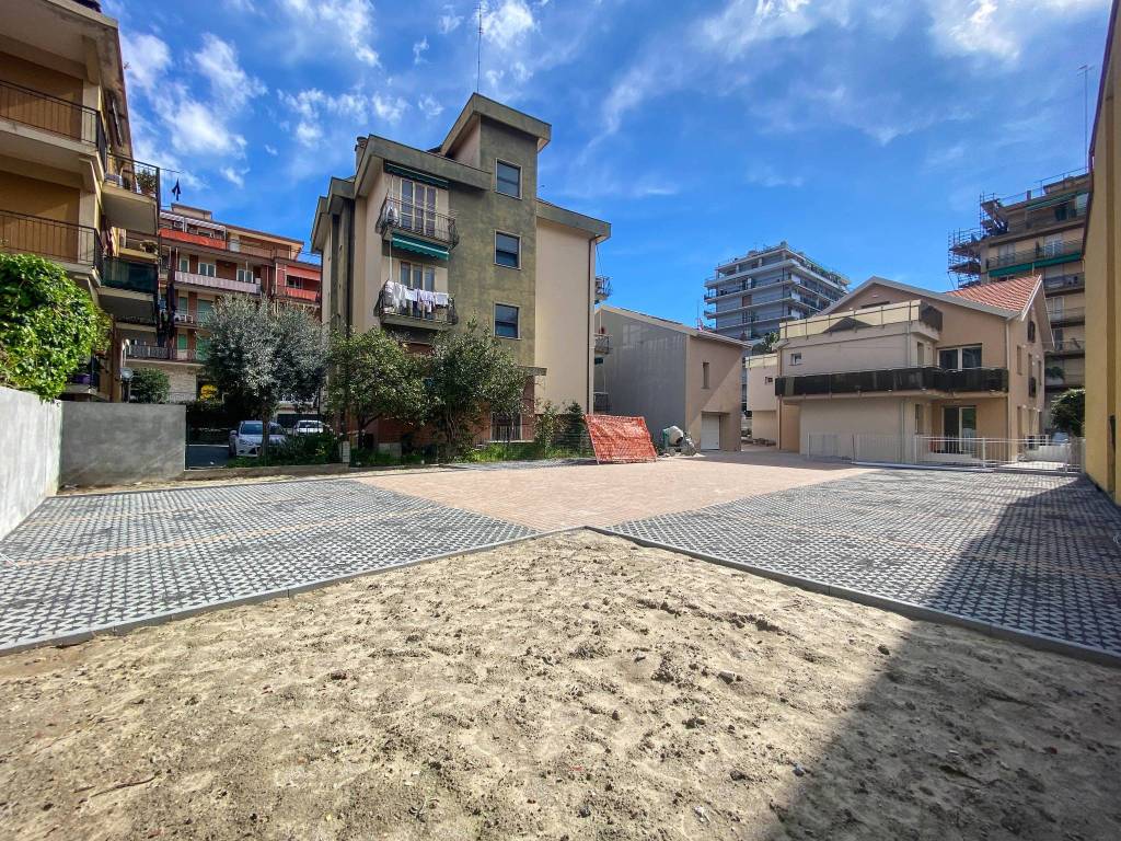 Box / garage a Borghetto santo spirito in Via Giosuè Carducci - Foto 3