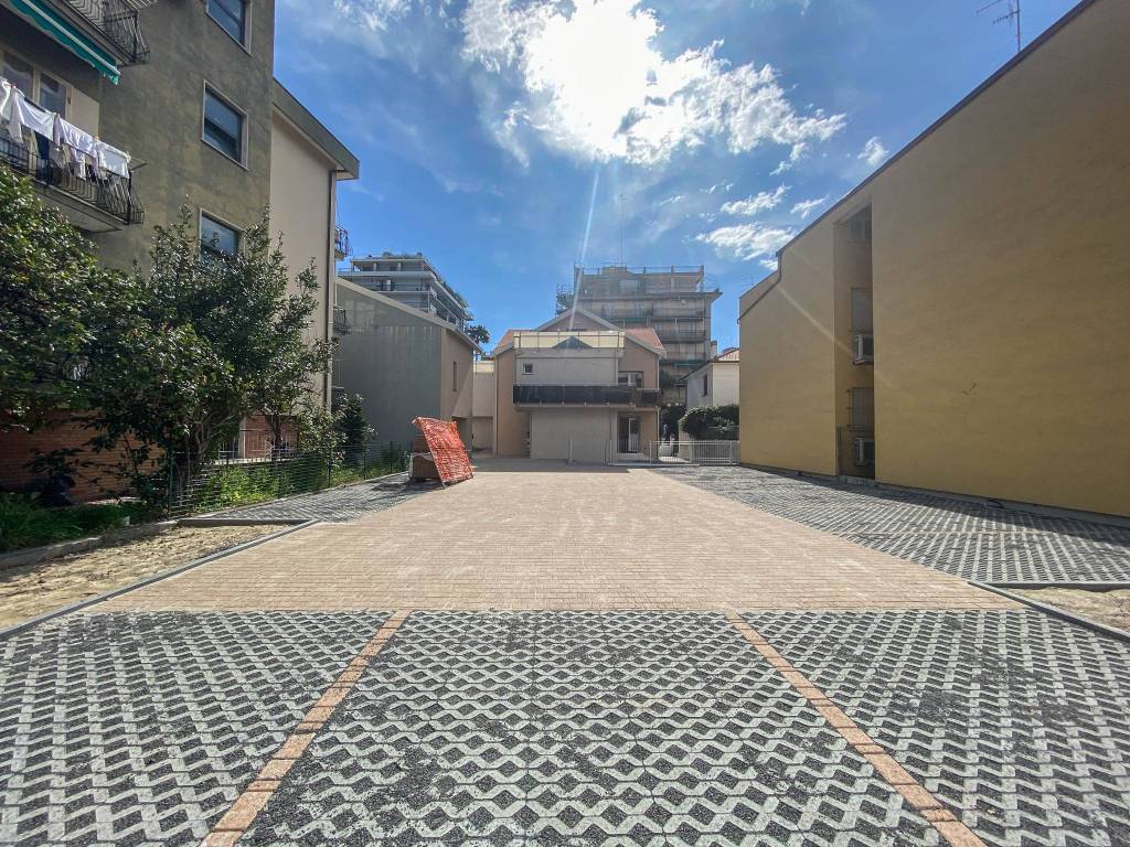 Box / garage a Borghetto santo spirito in Via Giosuè Carducci - Foto 4