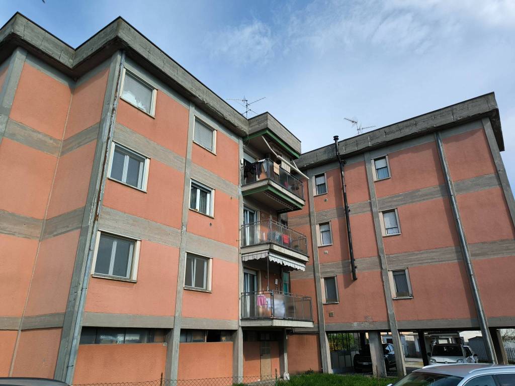 Appartamento a Cavenago d'adda in Via Don Sante Vigorelli, 4 - Foto 3