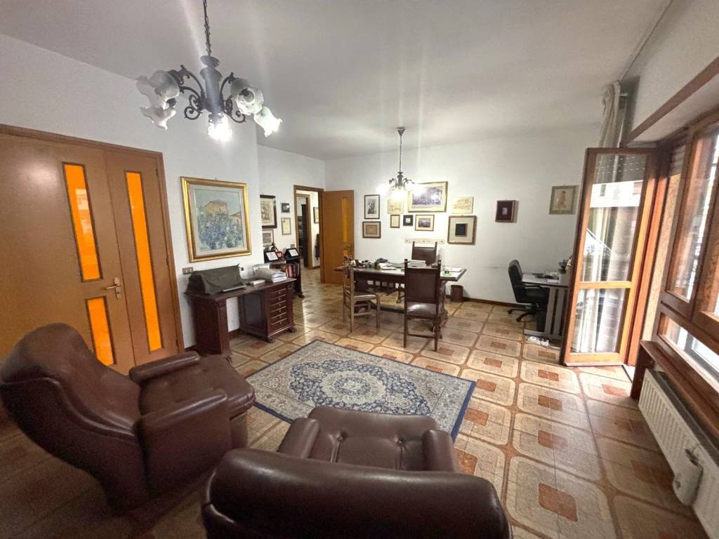 Appartamento a Lamezia terme in Via Aldo Moro - Foto 4
