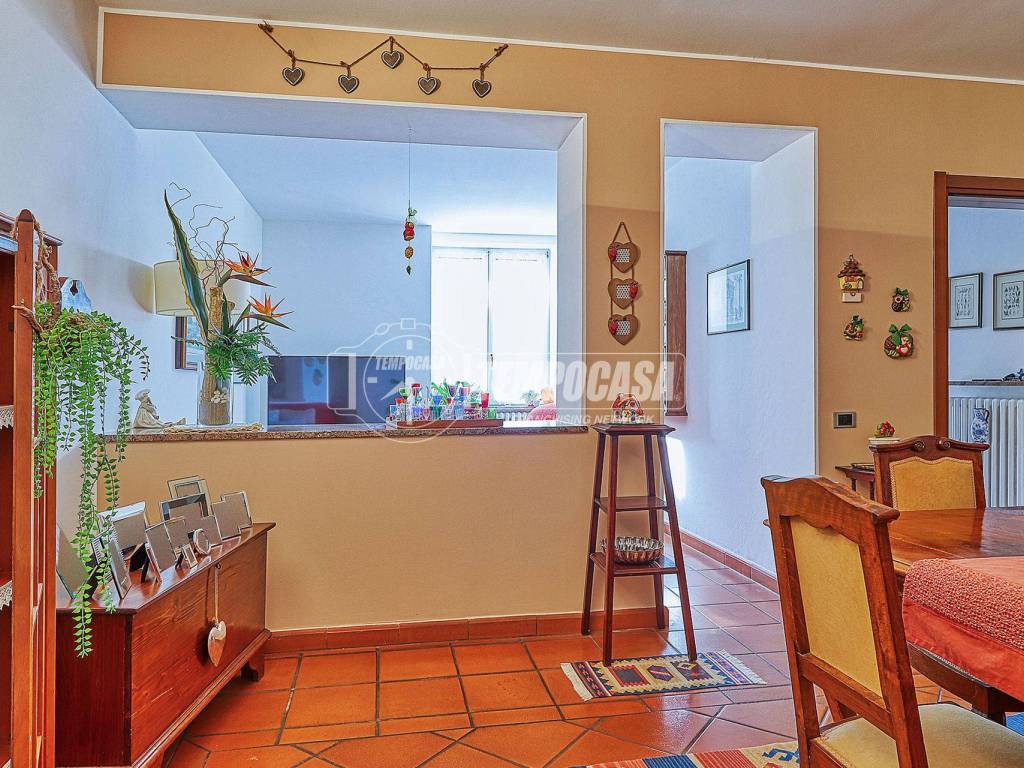 Appartamento a Arcisate in Via del Dovese - Foto 5