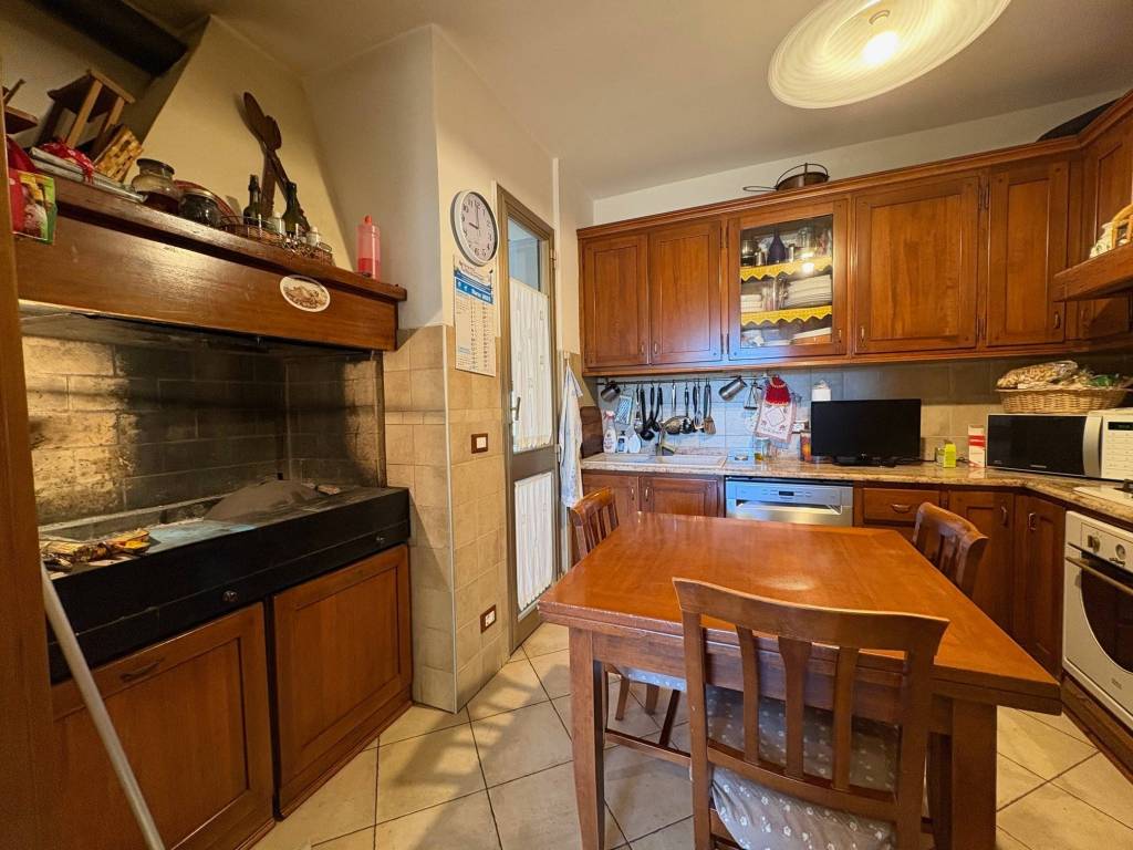 Appartamento a Riccione in Viale Cuneo, 9 - Foto 5