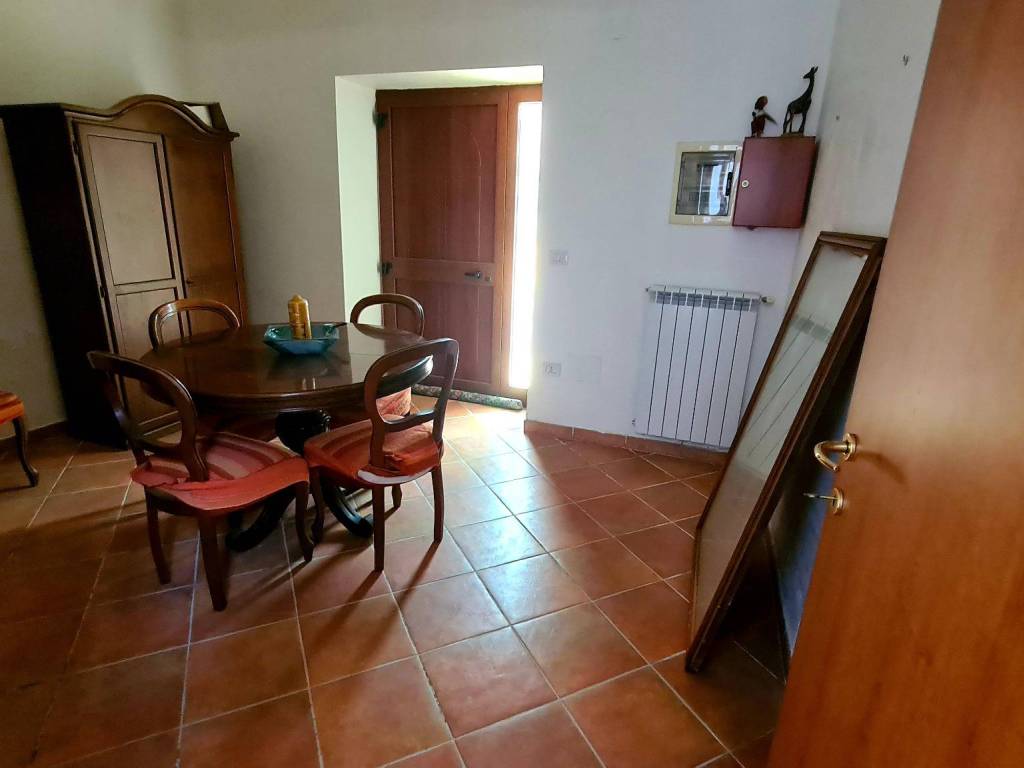 Casa indipendente a Airola in Corso Caudino, 126 - Foto 2