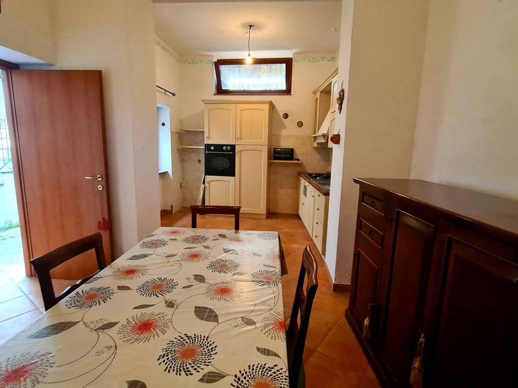 Casa indipendente a Airola in Corso Caudino, 126 - Foto 3