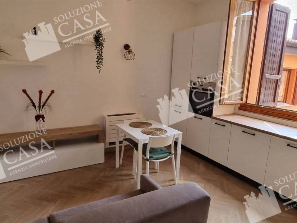 Appartamento a Cento in Galleria Maestri del Lavoro - Foto 2
