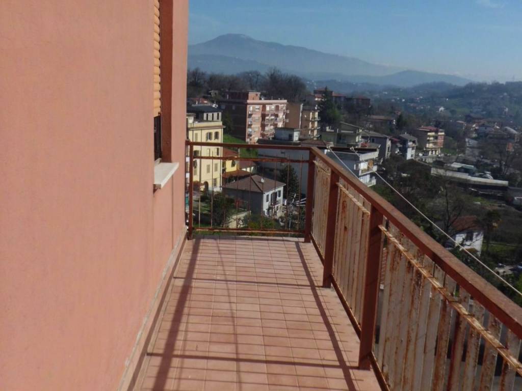 Appartamento a Frosinone in Via Vincenzo Ferrarelli - Foto 2